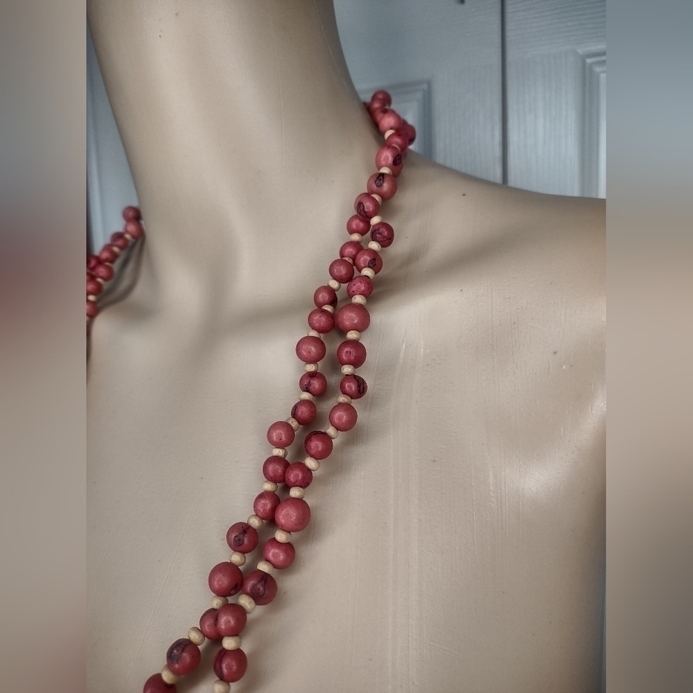 Women's beaded necklace - Picture 5 of 5